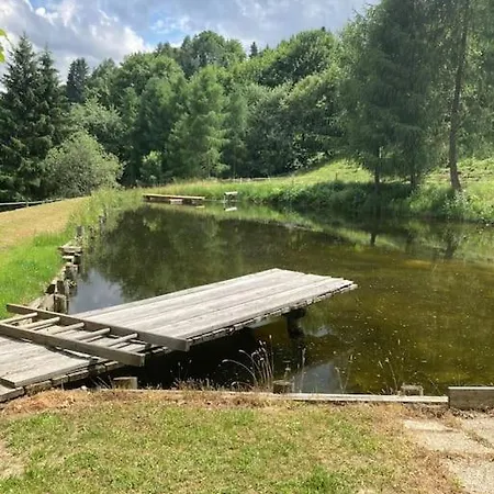 Naturparadies, Kleines Bauernhof-haeuschen Osterwitz