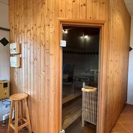 Naturparadies, Kleines Bauernhof-haeuschen Apartmán