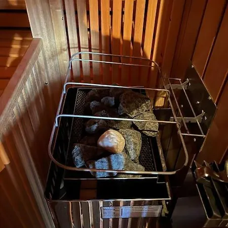 Apartment Naturparadies, Kleines Bauernhof-häuschen Osterwitz