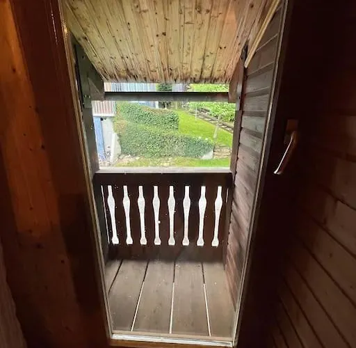 Naturparadies, Kleines Bauernhof-haeuschen * Osterwitz